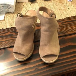 Nude wedges size 8